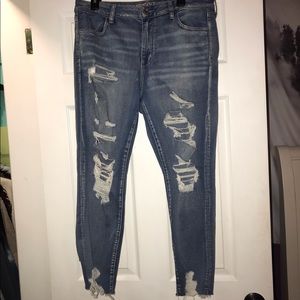 American Eagle High-waisted jeans